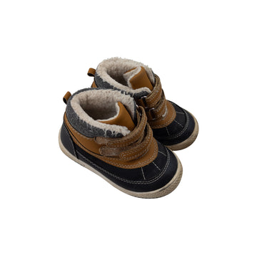 Joe Fresh ankle boots 6