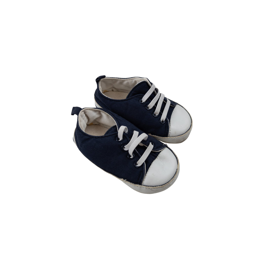 Old Navy shoes 5 (navy/white)
