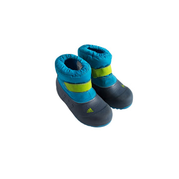 Adidas winter boots 10