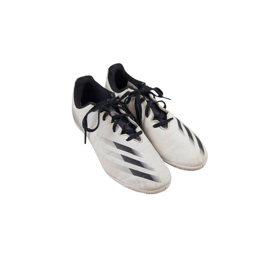 Adidas Ghosted soccer shoes 5.5