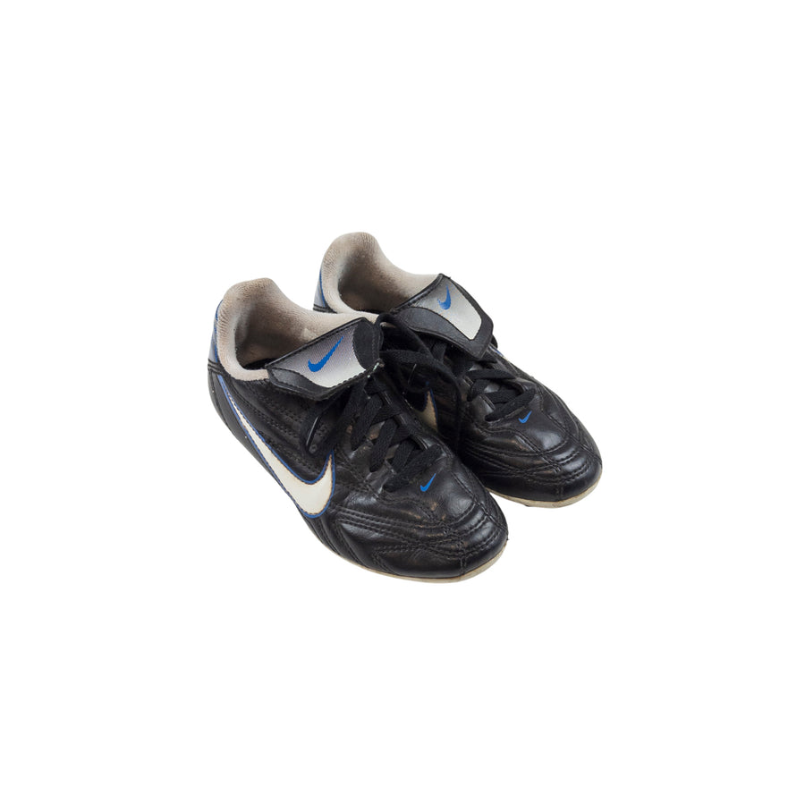 Nike soccer cleats 11