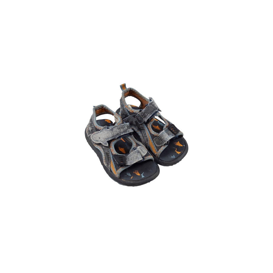 Joe Fresh sandals 6 (shark)