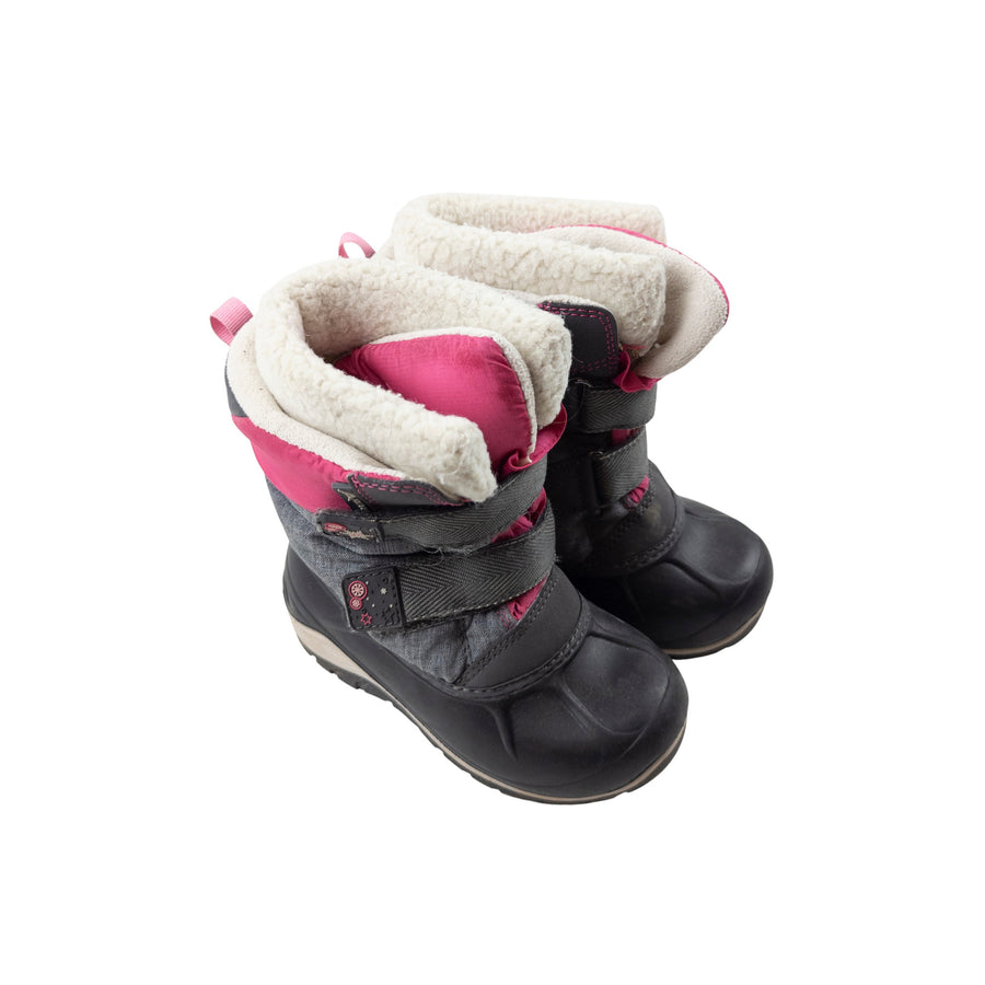Acton snow boots 9