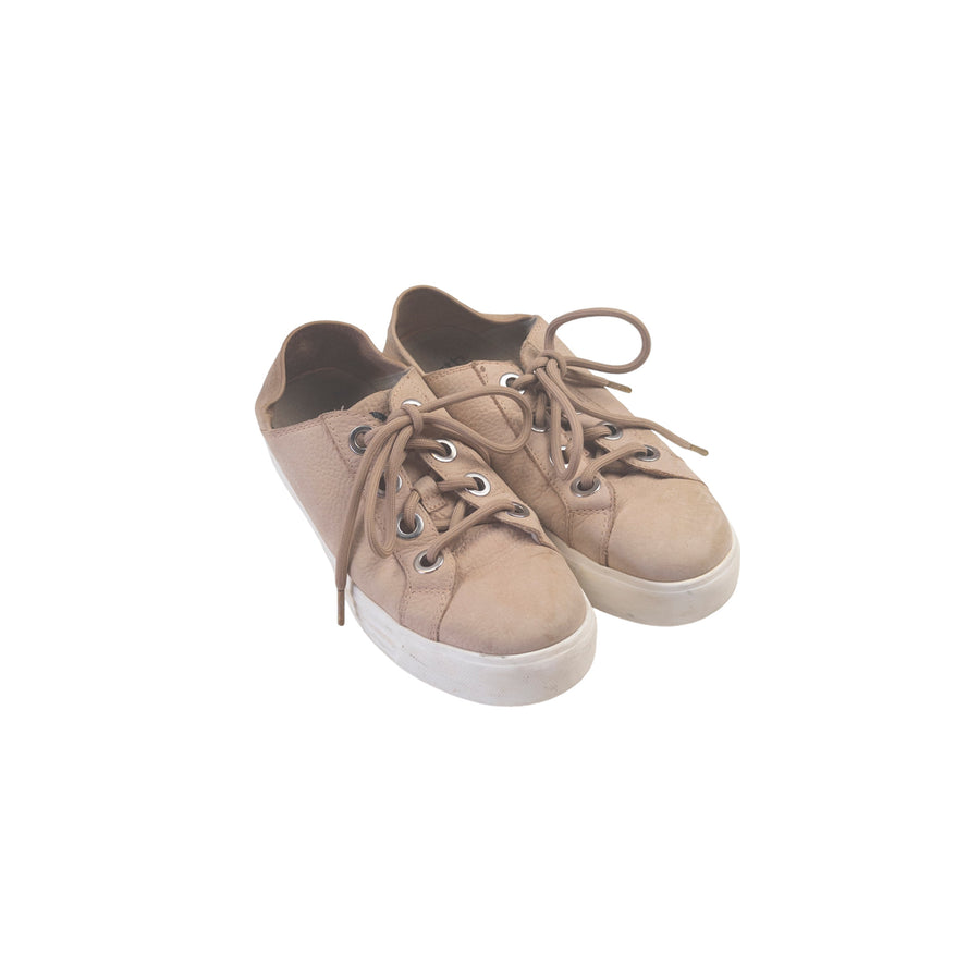Earth shoes 6.5