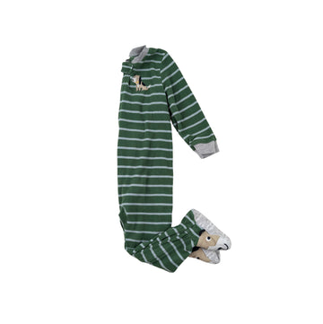 Carter's sleeper 3 (dog)