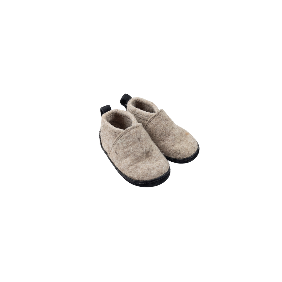 Wool slippers 5