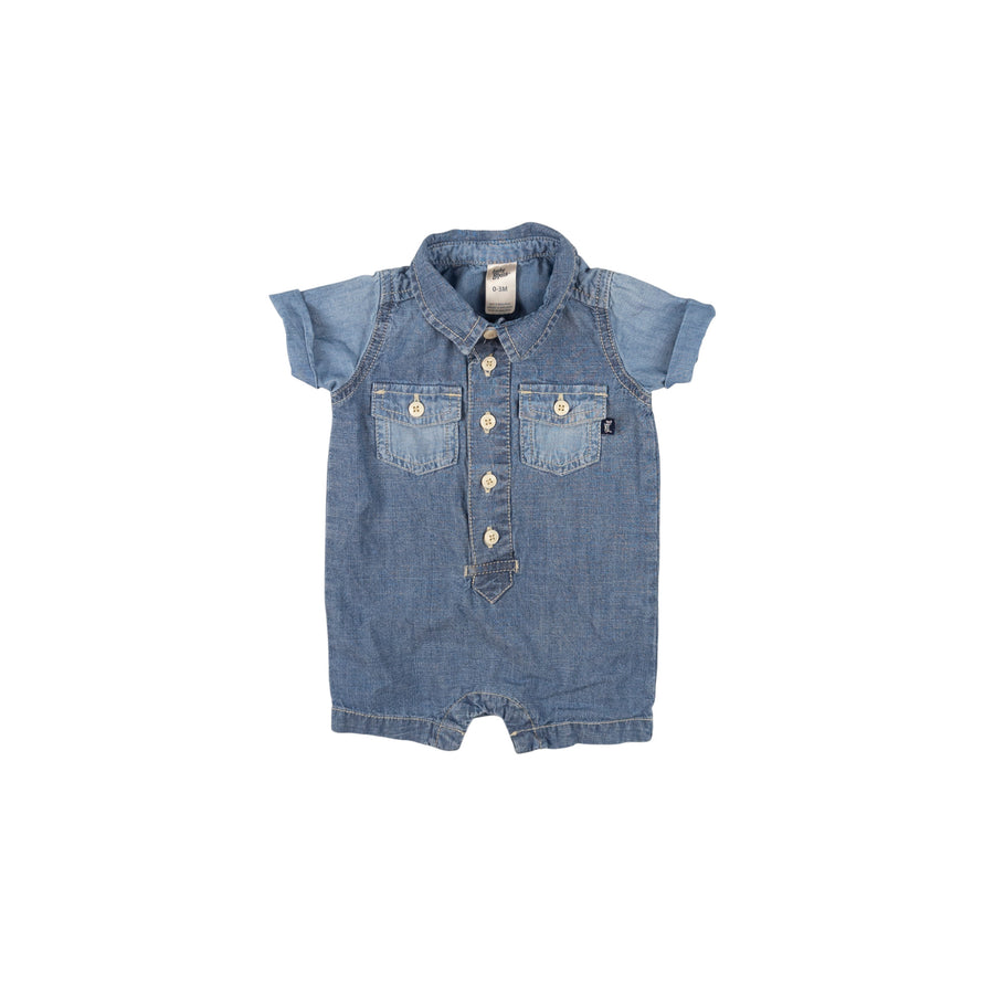 Oshkosh romper 0-3m
