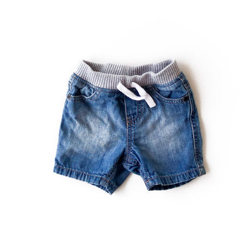 Joe Fresh shorts 3-6m