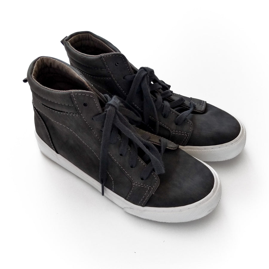 Old Navy high top sneakers 4