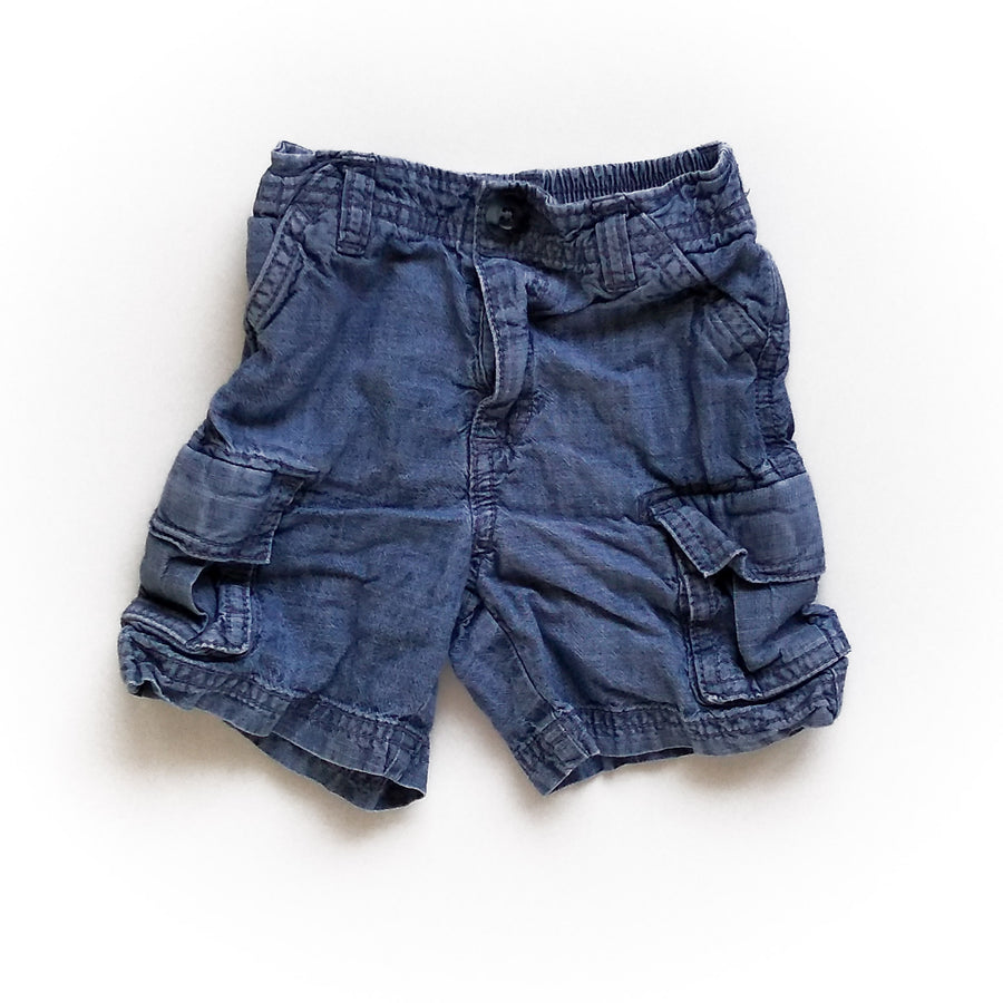 Old Navy shorts 12-18m