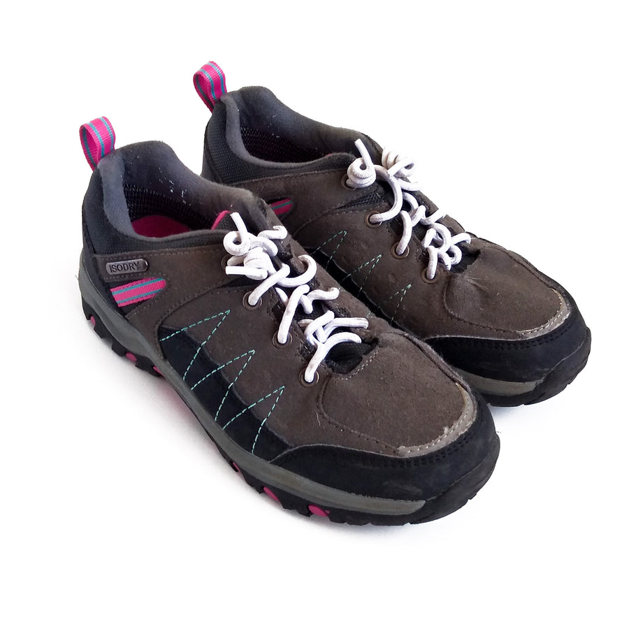 Stampede waterproof walking shoes 3