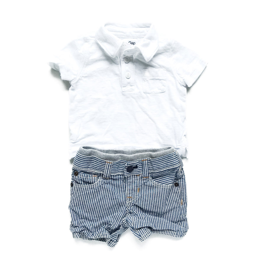 Gap shorts + short sleeve 3-6m
