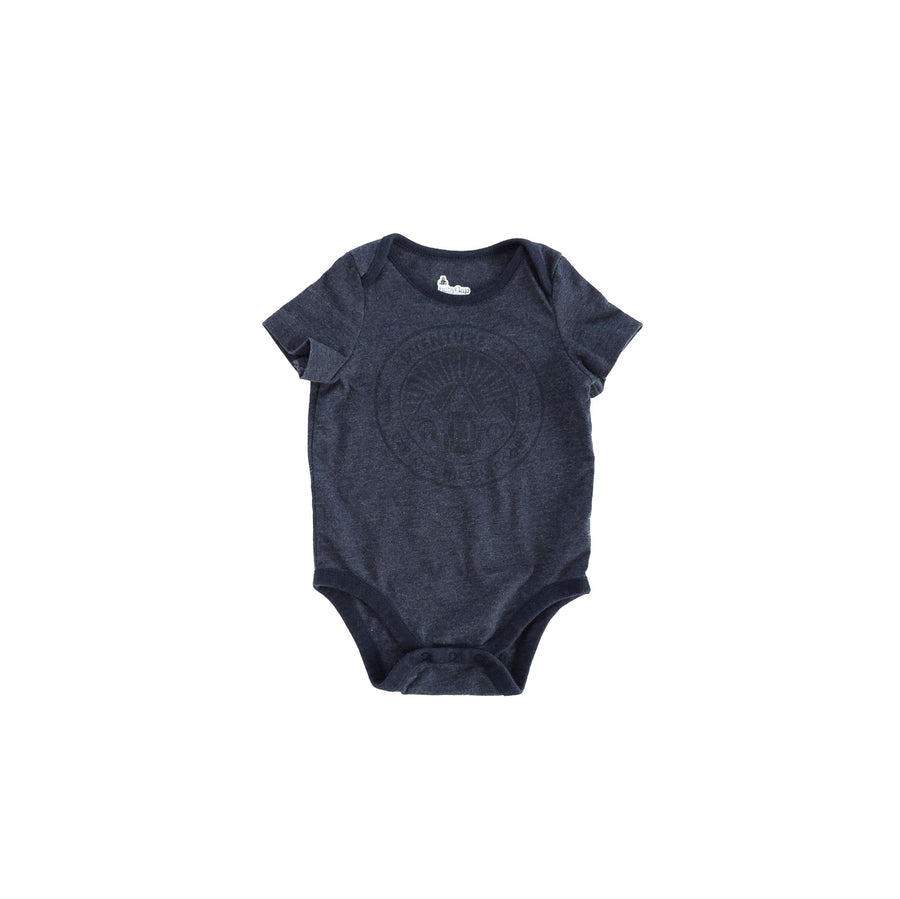 Gap onesie 6-12m